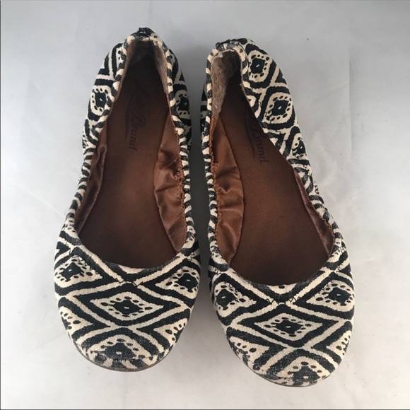 Lucky Brand Shoes - Lucky Brand | Erin Aztec Geometric Print Flats sz6
